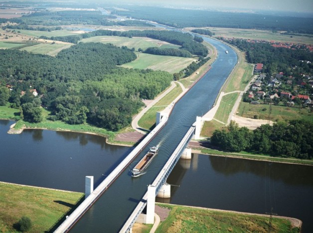 Magdeburg-Water-Bridge-01-750x559